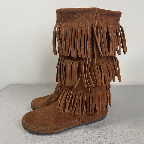 Minnetonka 3-Layer Fringe Suede Leather Moccasin Boots Size 8 Brown Boho Comfy - Picture 1 of 12